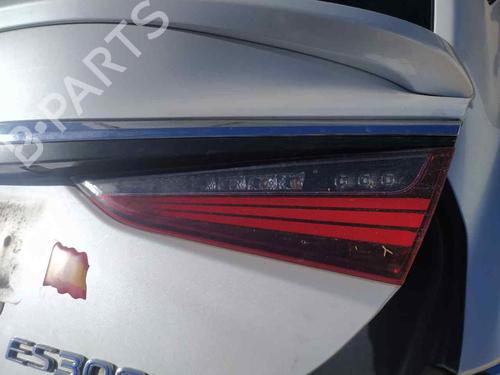 Høyre baklys LEXUS ES (_Z10_, _A10_, _H10_) [2018-2025]  23445832