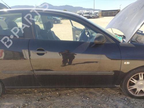 Used Right front door SEAT IBIZA III (6L1) 1.4 16V (75 hp) 26217343