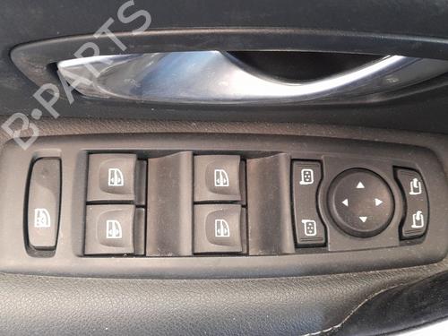 Used Left front window switch Left front window switch 37217044 37217044