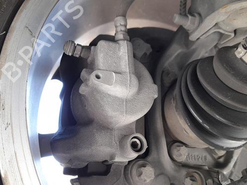 Used Right front brake caliper Right front brake caliper FIAT 500X (334_) 1.0 (334.AXN1B) (120 hp) 33467838 33467838