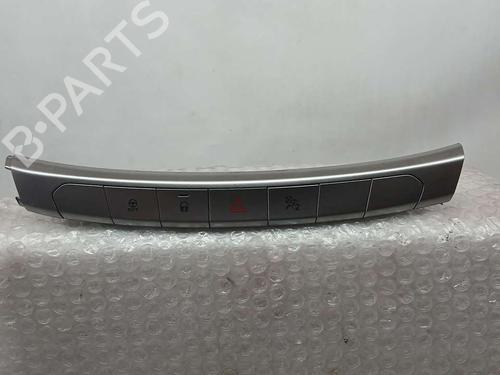 Used Switch FIAT TIPO Hatchback (356_, 357_) [2016-2025]  19075826