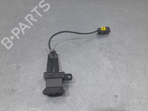 BP32211669E14 main image