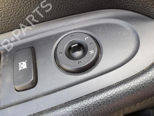 Left front window switch KIA CARENS IV 1.7 CRDi | BP29633899I27 