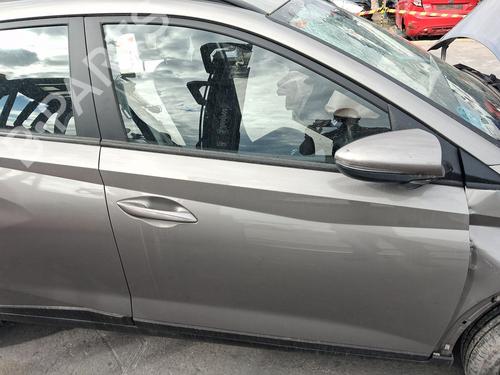 Used Right front door Right front door 39564093 39564093