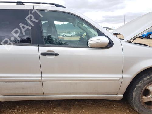 Used Right front door MERCEDES-BENZ M-CLASS (W163) ML 270 CDI (163.113) (163 hp) 25289279