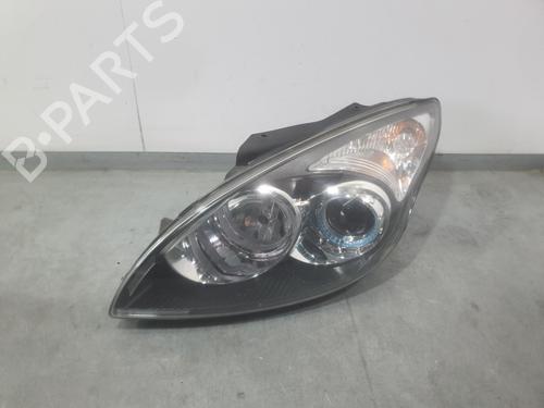 Used Left headlight Left headlight HYUNDAI i30 (FD) 1.4 (109 hp) 40452934 40452934
