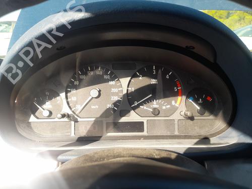 Cockpit BMW 3 Compact (E46) 320 td (150 hp) 29007929