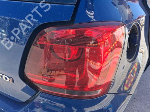 Farolim direito Farolim direito VW POLO V (6R1, 6C1) 1.6 TDI (105 hp) 33854363 33854363