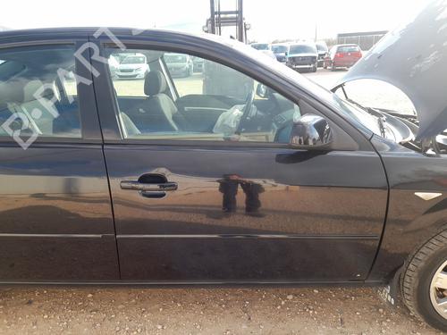Używane Drzwi przednie prawe FORD MONDEO III Saloon (B4Y) 2.0 16V TDDi / TDCi (115 hp) 30887314