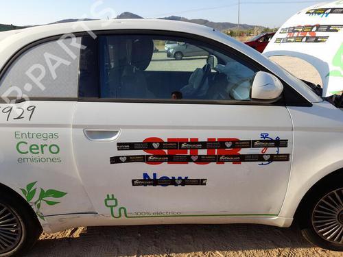 Used Right front door FIAT 500e (332_) Elektro 3+1 (FA1) (118 hp) 27591427