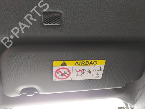 right-sun-visor-toyota-c-hr-_x1_-2016-33427602 main image
