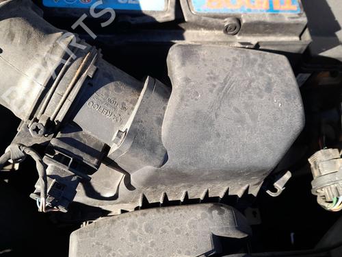 Used Air filter box Air filter box 37426820 37426820