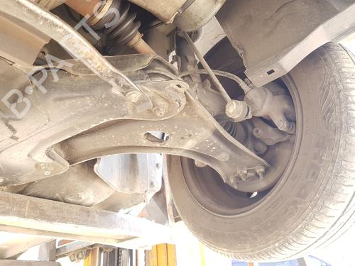 Used Left front suspension arm CITROËN C2 (JM_) 1.1 (60 hp) 25605636