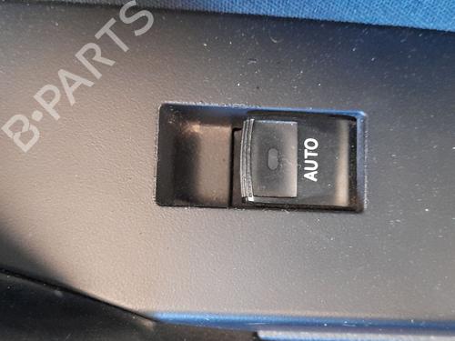 Used Right front window switch Right front window switch 37218156 37218156