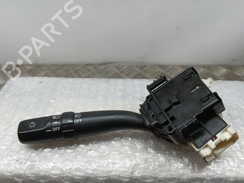 Used Headlight switch TOYOTA AVENSIS (_T25_) 2.2 D-4D (ADT251_, ADT251R) (150 hp) 7269579