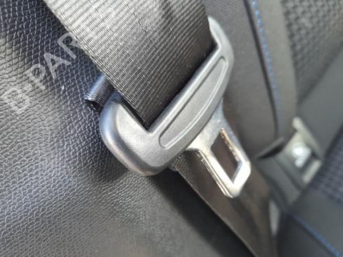 Used Rear right seatbelt PEUGEOT 308 II (LB_, LP_, LW_, LH_, L3_) 1.6 HDi 100 (99 hp) 30110808
