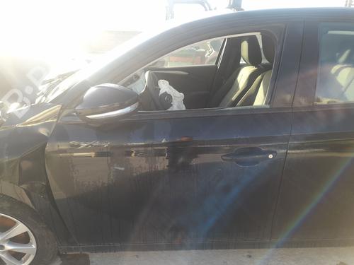 Used Left front door Left front door OPEL CORSA F (P2JO) 1.2 (68) (101 hp) 31622580 31622580