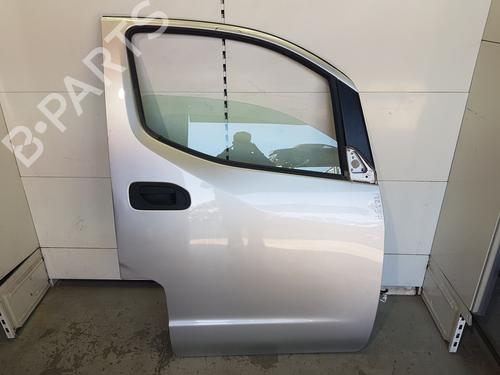 right-front-door-nissan-nv200-van-2010-29884927 main image