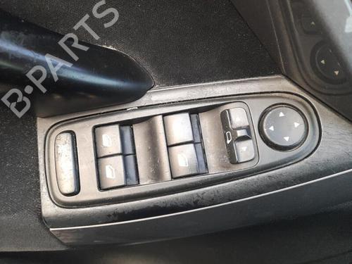 Used Left front window switch CITROËN C4 Grand Picasso I (UA_) 2.0 HDi 138 (136 hp) 28193213
