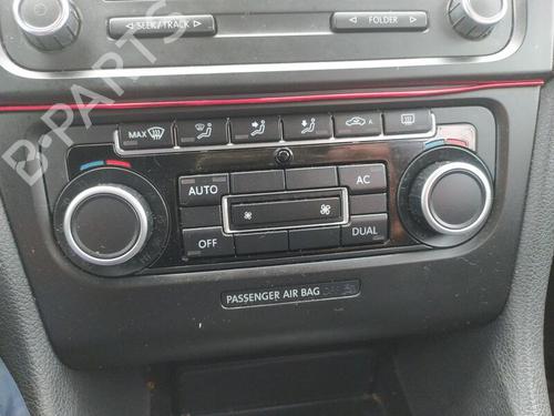 Used Climate control VW GOLF VI (5K1) 1.6 TDI (105 hp) 24677054