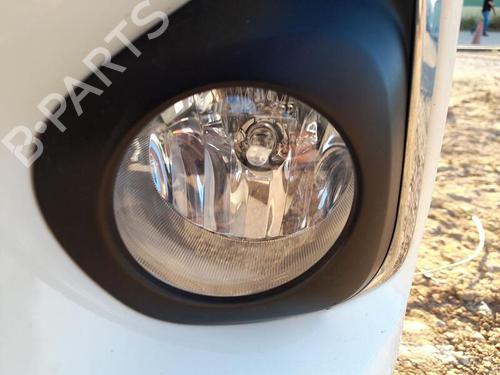 Used Left front fog light TOYOTA YARIS (_P13_) 1.5 (NSP131_) (112 hp) 30001912