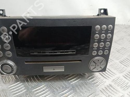 Used Radio MERCEDES-BENZ SLK (R170) 200 Kompressor (170.444) (163 hp) 24675533