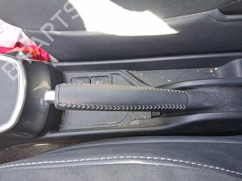 Parkbremsarm/handtak Parkbremsarm/handtak TOYOTA YARIS (_P13_) 1.5 Hybrid (NHP130_, NHP130) (101 hp) 37274074 37274074