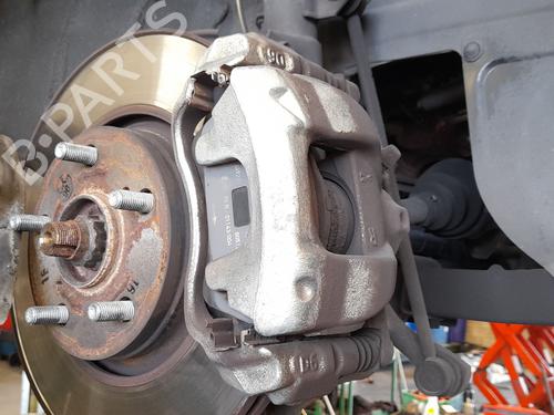 Used Right front brake caliper Right front brake caliper 37217911 37217911
