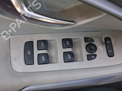 Used Left front window switch Left front window switch VOLVO V40 Hatchback (525) D2 (114 hp) 40236950 40236950