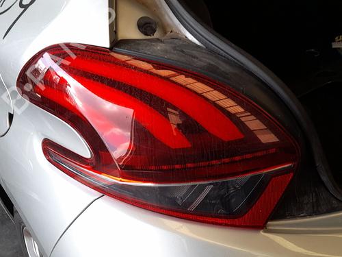 Venstre baglygte Venstre baglygte PEUGEOT 208 I (CA_, CC_) 1.6 BlueHDi 100 (100 hp) 37217334 37217334