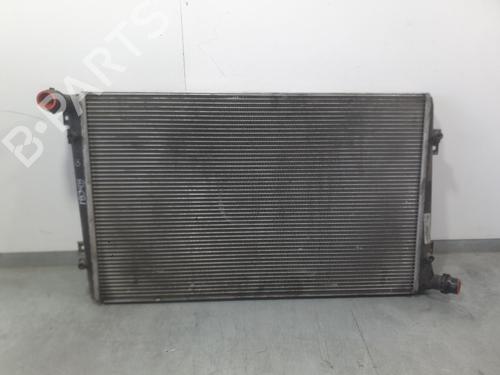 Used Water radiator Water radiator SEAT LEON (1P1) 1.9 TDI (105 hp) 40452985 40452985