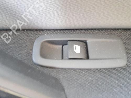 Used Right rear window switch Right rear window switch CITROËN C4 SPACETOURER (3D_) 1.5 BlueHDi 130 (131 hp) 33467905 33467905