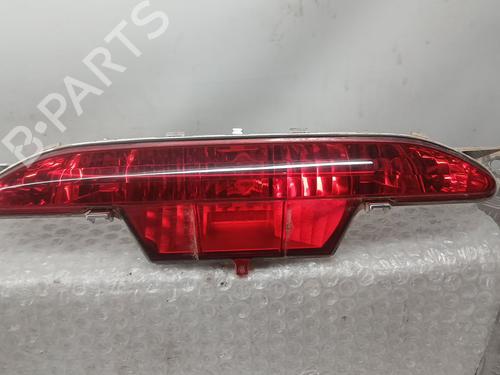 Centralt baglys PEUGEOT 208 II (UB_, UP_, UW_, UJ_) 1.2 PureTech 100 (101 hp) 26136056