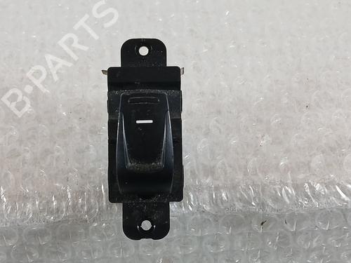 right-front-window-switch-ssangyong-tivoli-2015-33703597 main image