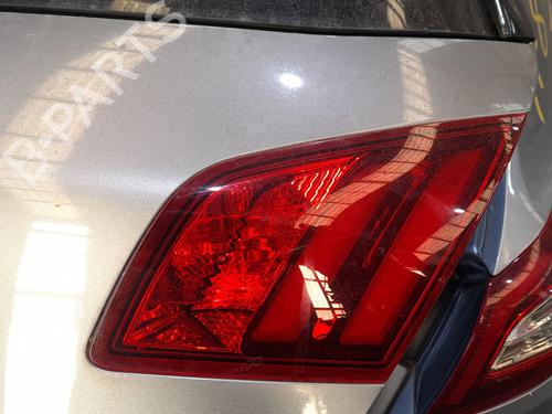 Højre baglygte bagklap Højre baglygte bagklap PEUGEOT 308 II (LB_, LP_, LW_, LH_, L3_) 1.6 BlueHDi 120 (120 hp) 37217683 37217683