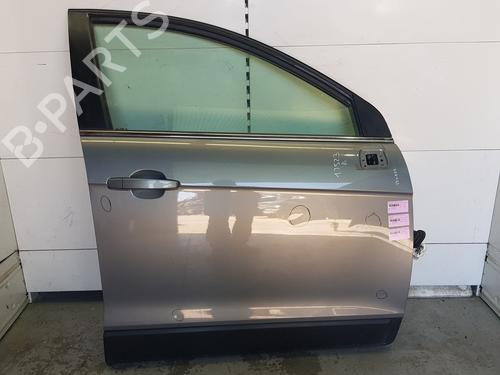 Porte avant droite Porte avant droite CHEVROLET CAPTIVA (C100, C140) 2.0 D 4WD (150 hp) 33955407 33955407