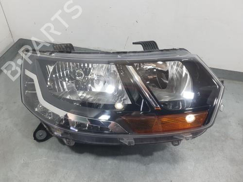 Used Right headlight MAHINDRA KUV100 (K1) 1.2 VVT (87 hp) 30153982