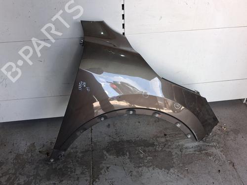 Used Right front fenders Right front fenders 37274753 37274753