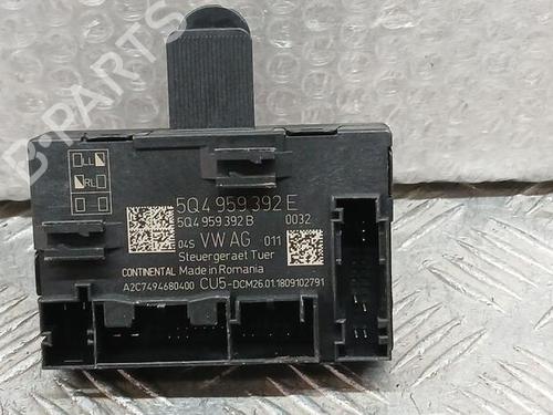 Used Electronic module SEAT LEON (5F1) 1.4 TGI (110 hp) 28417904