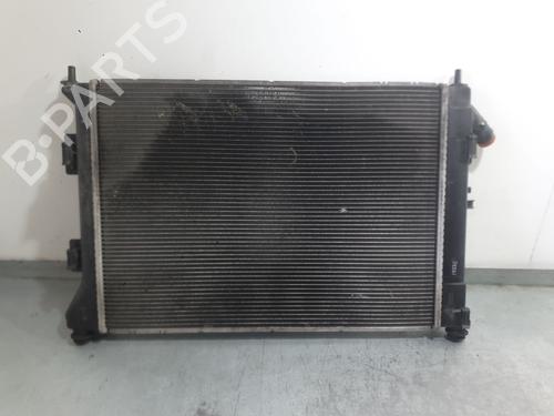 Used Water radiator Water radiator HYUNDAI i30 (GD) 1.4 (101 hp) 36302757 36302757