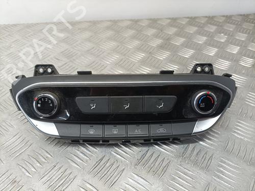 Used Climate control HYUNDAI i30 (PDE, PD, PDEN) [2016-2025]  8152199