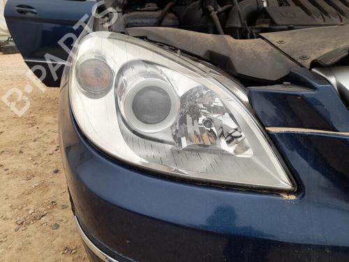 Used Right headlight MERCEDES-BENZ B-CLASS Sports Tourer (W245) B 180 CDI (245.207) (109 hp) 29751982