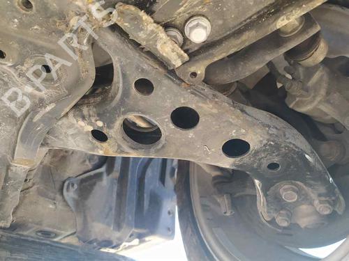 Used Left front suspension arm TOYOTA COROLLA Hatchback (_E21_, _EA1_, _EH1_) 1.8 Hybrid (ZWE211, ZWE219) (122 hp) 22637415