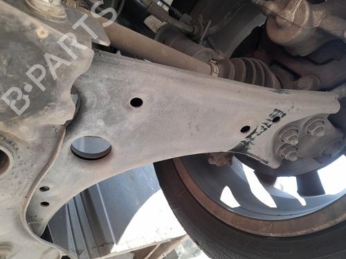 Used Left front suspension arm Left front suspension arm 37218249 37218249