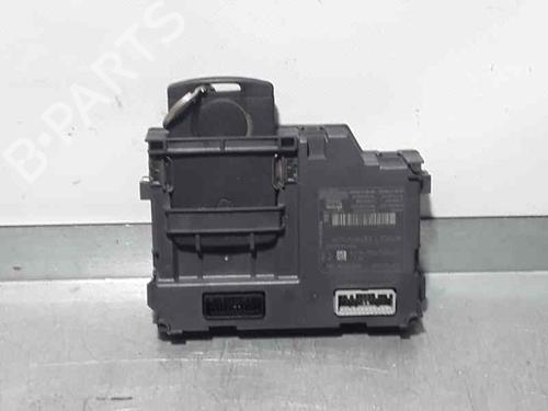 Lecteur Carte RENAULT CAPTUR I (J5_, H5_) [2013-2025]  14011457