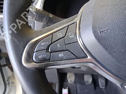 Steering wheel RENAULT CAPTUR II (HF_) 1.0 TCe 90 ECO-G (HFM6) | BP38413675C49 - Image 3