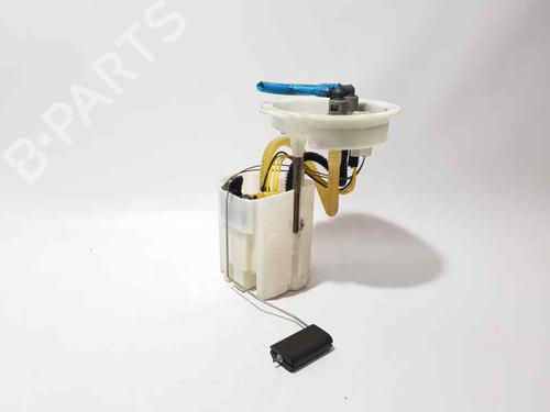 Used Fuel pump BMW 2 Active Tourer (F45) 218 d (150 hp) 5593656