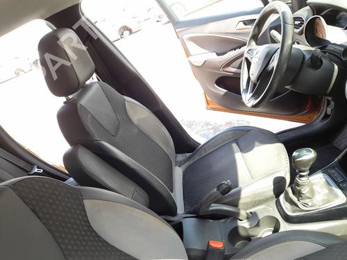 Stol venstre foran Stol venstre foran OPEL CROSSLAND X / CROSSLAND (P17, P2QO) 1.2 (75) (110 hp) 34494708 34494708