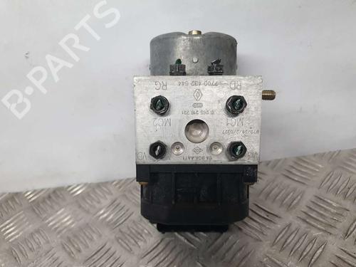 Abs pomp RENAULT MEGANE I Classic (LA0/1_) 1.4 16V (LA0D, LA1H, lA0W, LA10) (95 hp) 11215269