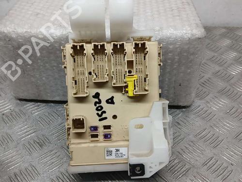 Used Fuse box TOYOTA AURIS (_E18_) [2012-2018]  20238555